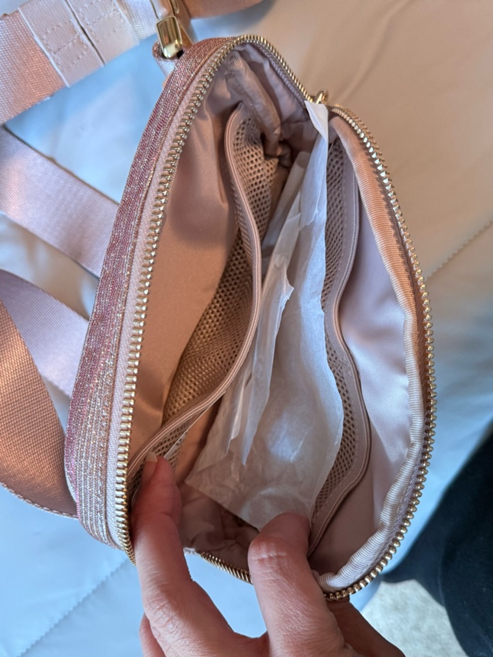 lululemon Pink Champagne Glitter Everywhere Belt Bag 1L - Picture 3 of 4